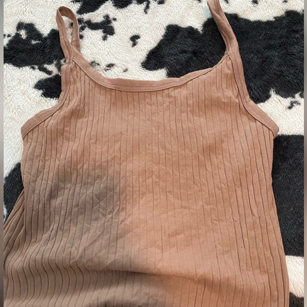 old navy tank top